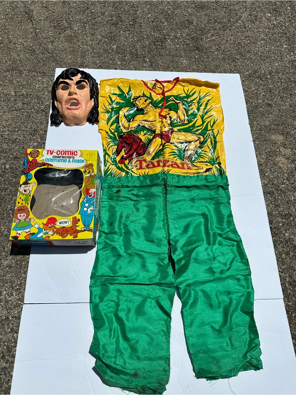Vintage 1975 Ben Cooper TV Comic Tarzan Costume And Mask Child L (12-14) Used